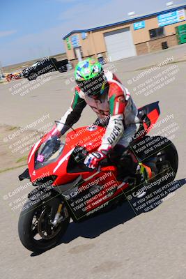 media/Mar-27-2022-Lets Ride (Sun) [[8affb282f8]]/Around the Pits/